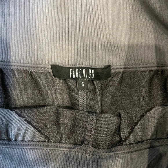 NWT Seamless Workout set -Stylist Grey Long Sleeve Top & High waisted Leggings S - Picture 4 of 5